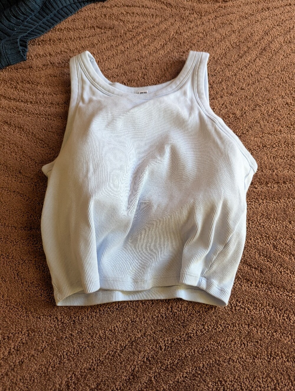 Uniqlo Ribbed Bra Crop Top